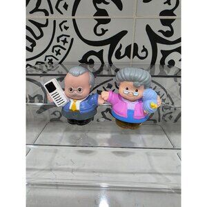 Fisher Price Little People Chunky Great Grandma Grandpa Figures Grandparents